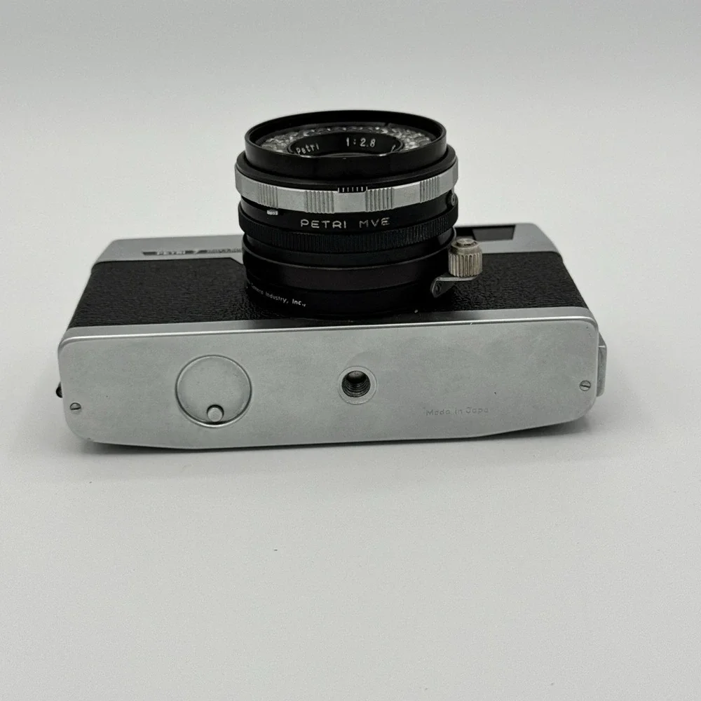 Petri 7 Rangefinder 35mm Film Camera C Petri 4.5cm Lens Japan w/‎ Case Untested